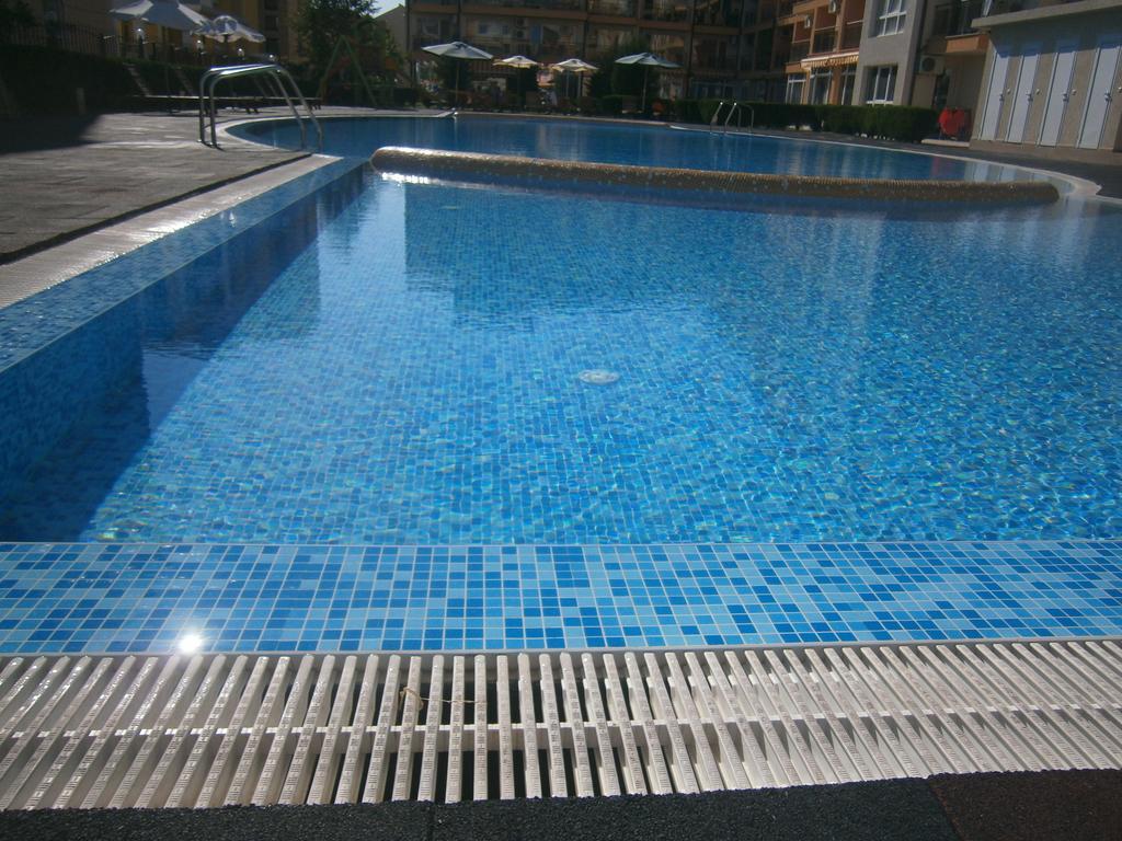 Anna Marina Apartments Święty Włas Zewnętrze zdjęcie