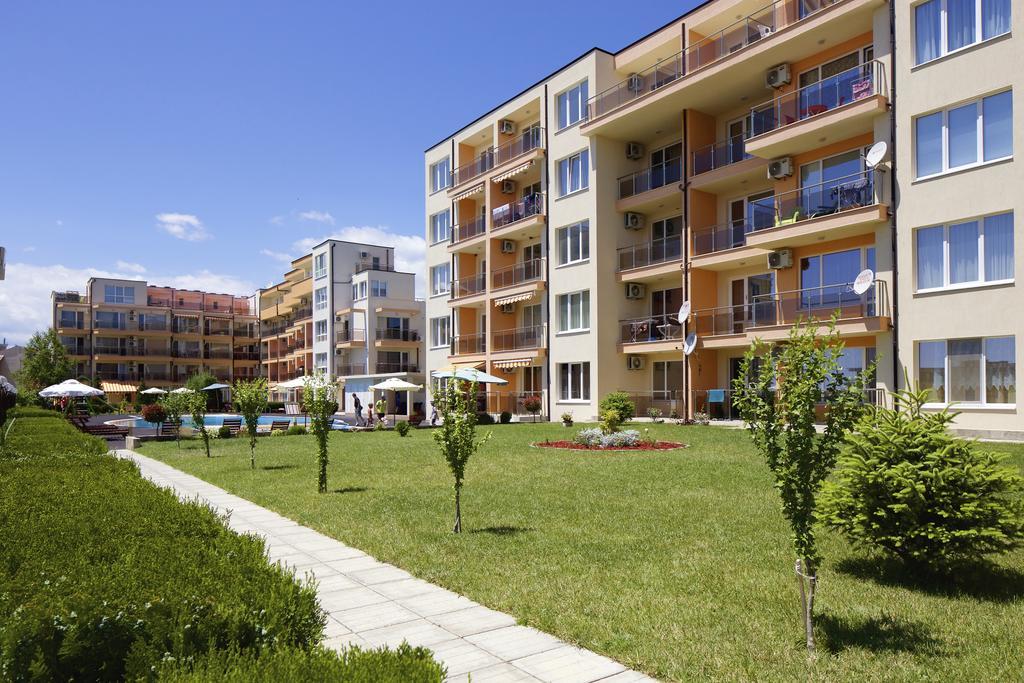 Anna Marina Apartments Święty Włas Zewnętrze zdjęcie